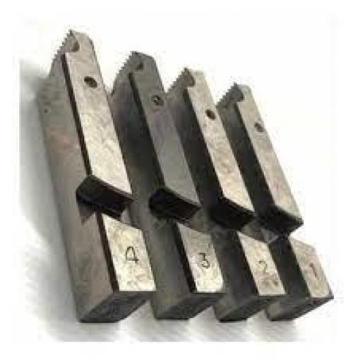 KLD398 PEINE P/TERRAJA AJUST  1 1/4