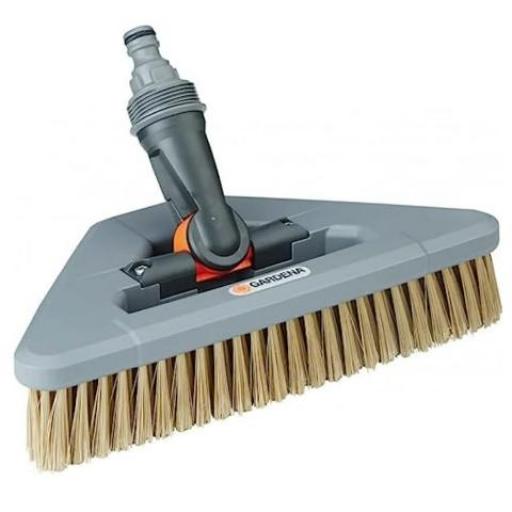 GARDENA CEPILLO TRIANGULAR CERDAS BLANDAS CLEAN SYSTEM