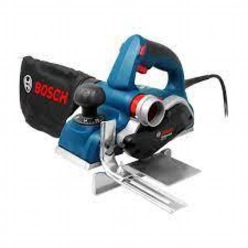 BOSCH 06015A90H0 CEPILLO ELECTRICO 700W GHO 700