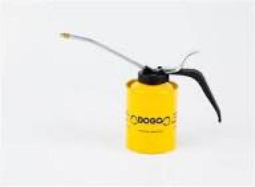 DOGO ACEITERA METALICO PUNTA RIGIDO 600 CC