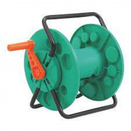 TRAMONTINA ENRROLLADOR DE MANGUERA C/ RUEDAS
