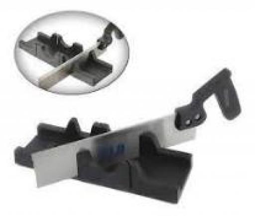 KLD INGLETE C/SERRUCHO PLASTICO 300MM